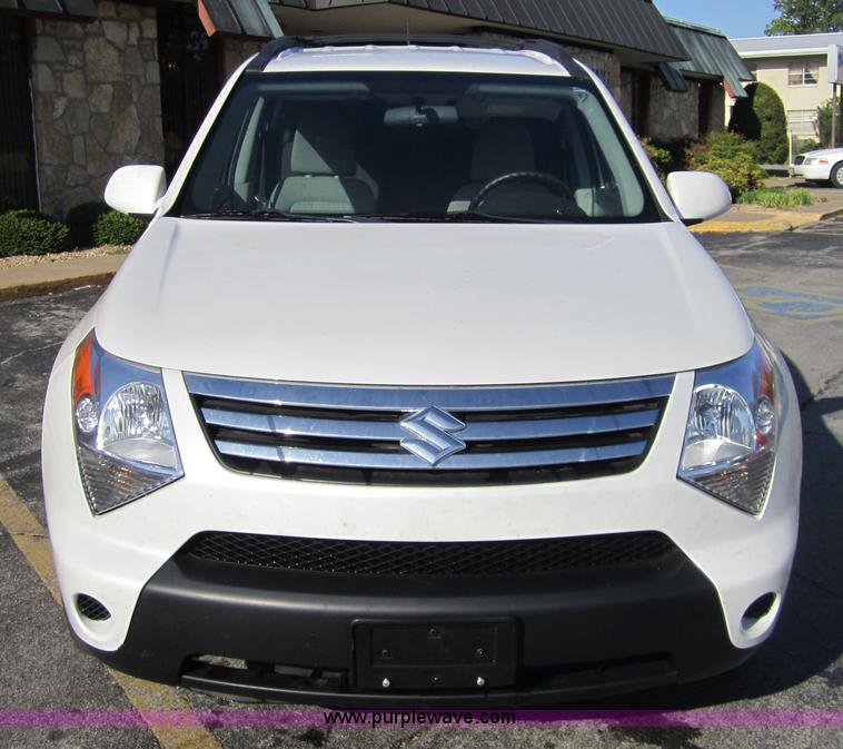 image for item 3682 2008 Suzuki XL7 Premium