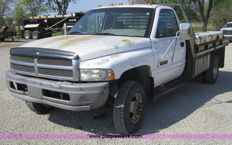 image for item 4384 1994 Dodge Ram 3500 pickup truck