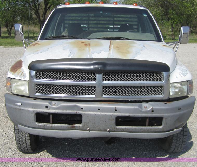 image for item 4384 1994 Dodge Ram 3500 pickup truck