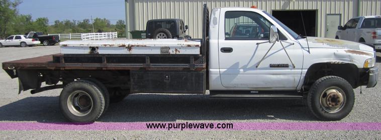 image for item 4384 1994 Dodge Ram 3500 pickup truck