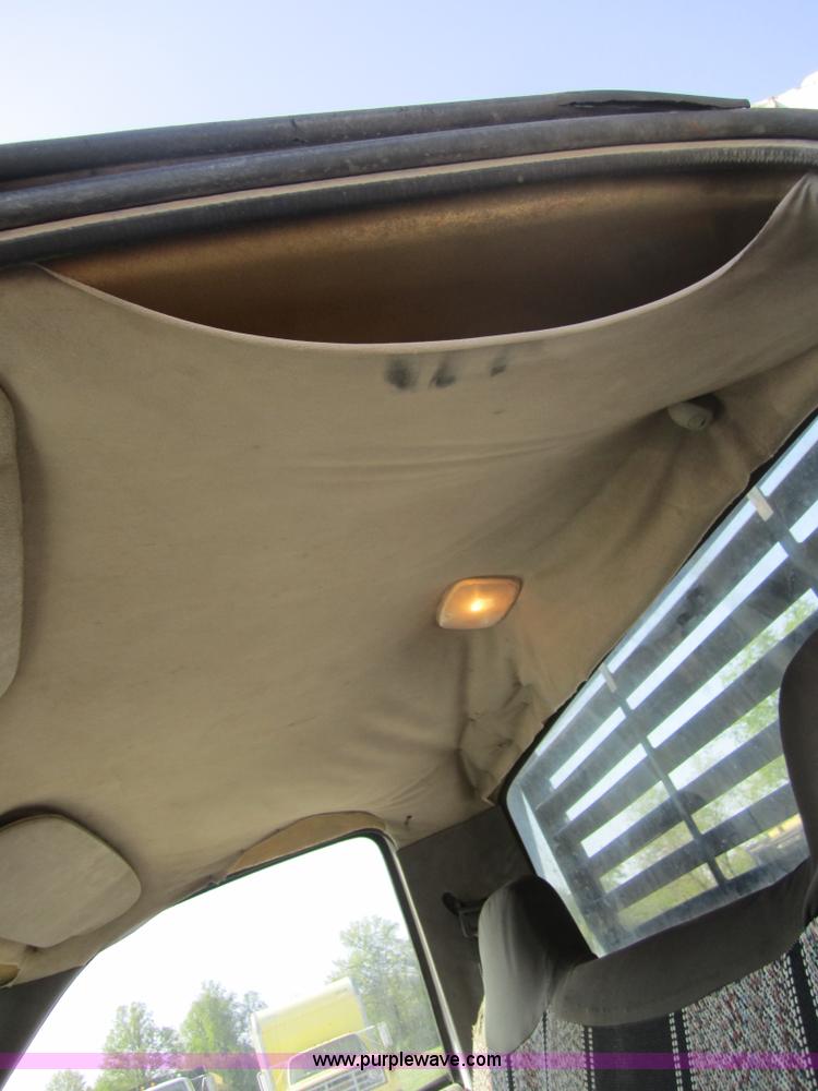 image for item 4384 1994 Dodge Ram 3500 pickup truck