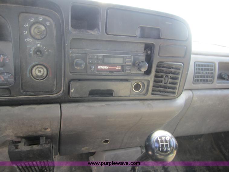 image for item 4384 1994 Dodge Ram 3500 pickup truck