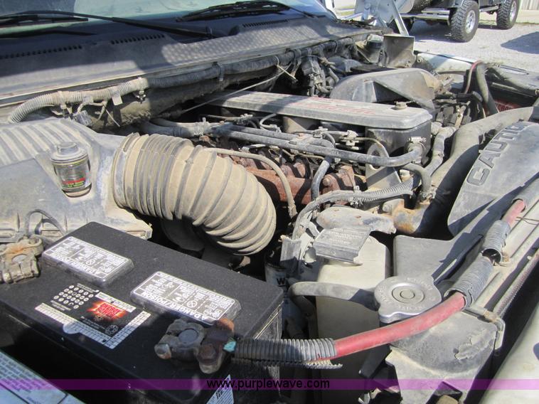 image for item 4384 1994 Dodge Ram 3500 pickup truck