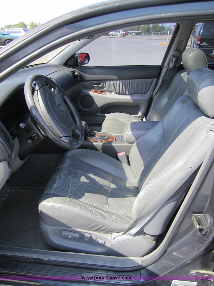 image for item 4385 1993 Lexus GS300