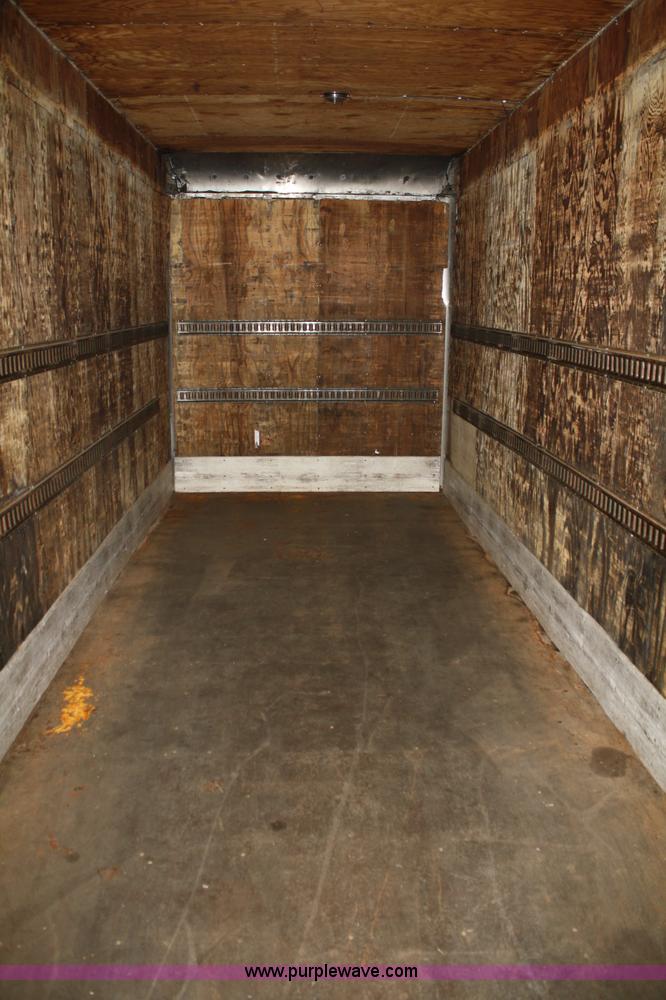 image for item 4737 1987 Utilimaster cargo box