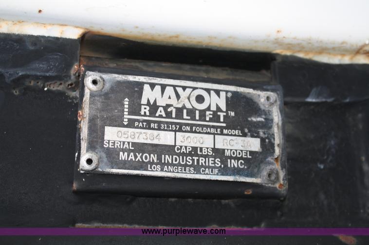 image for item 4737 1987 Utilimaster cargo box