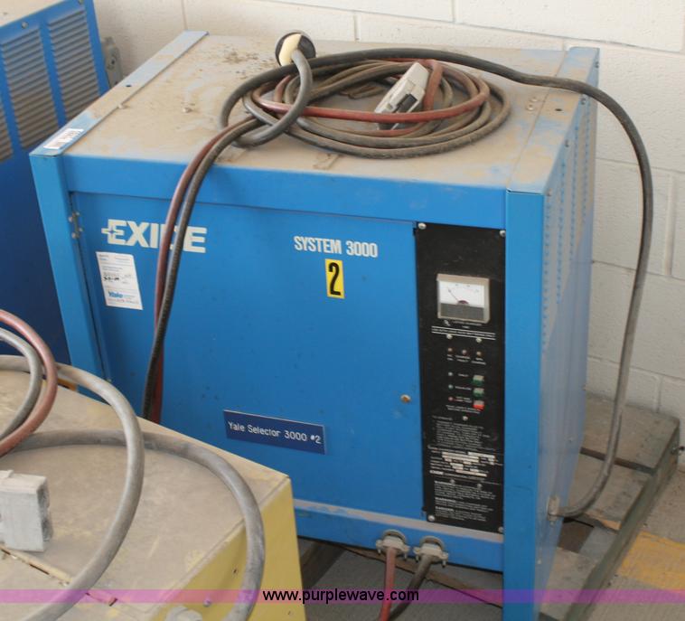 image for item 4837 Exide System 3000 battery charger