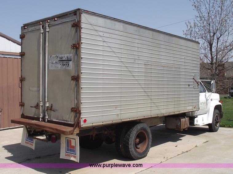 image for item 5363 1984 GMC Topkick C6000 Sierra two ton box truck