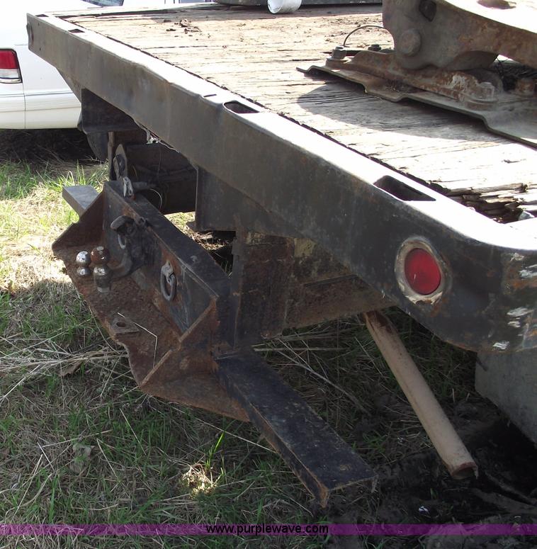 image for item 5368 1988 Ford F350 XL pickup truck