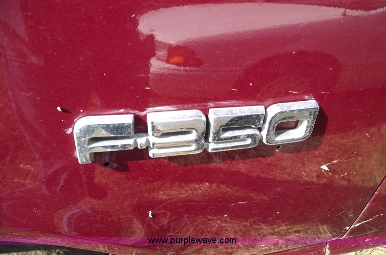 image for item 5368 1988 Ford F350 XL pickup truck