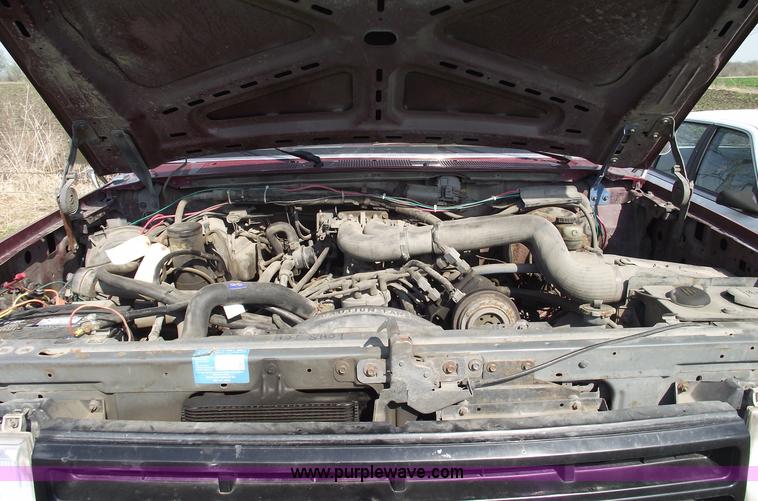 image for item 5368 1988 Ford F350 XL pickup truck