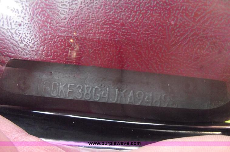 image for item 5368 1988 Ford F350 XL pickup truck