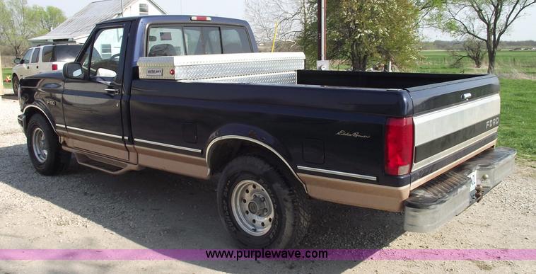 image for item 5369 1995 Ford F150 Eddie Bauer pickup truck