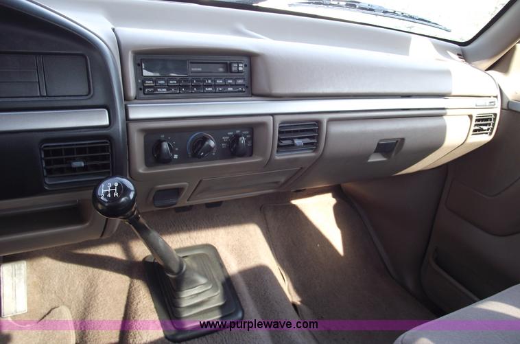 image for item 5369 1995 Ford F150 Eddie Bauer pickup truck