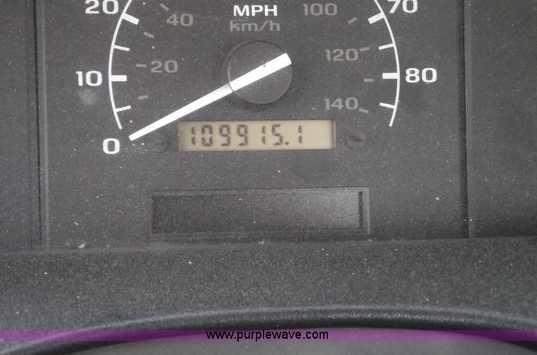 image for item 5369 1995 Ford F150 Eddie Bauer pickup truck