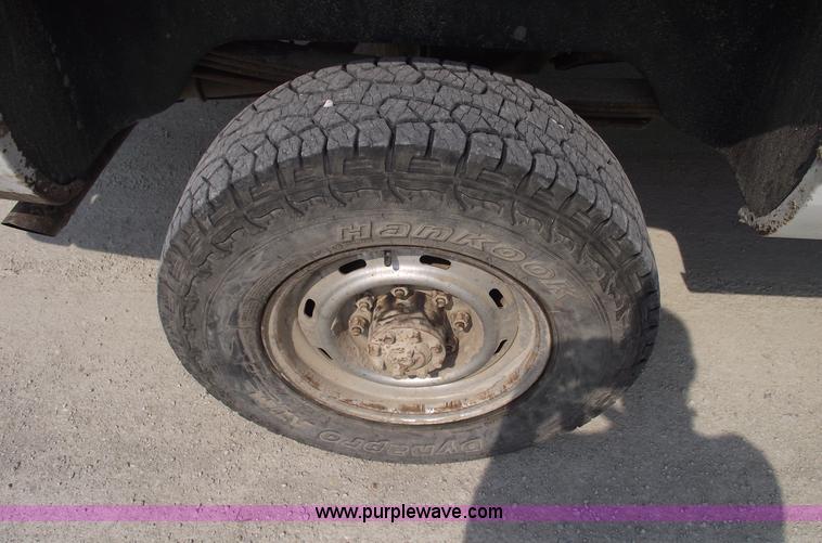 image for item 5385 1999 Dodge Ram 2500 pickup truck