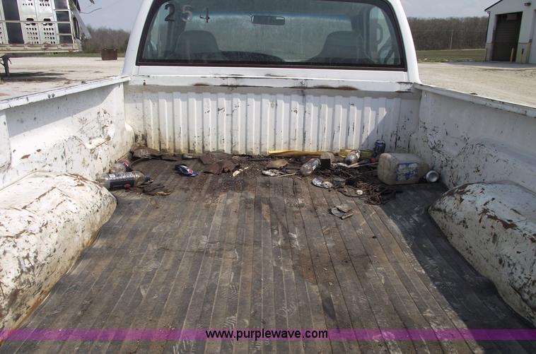 image for item 5385 1999 Dodge Ram 2500 pickup truck