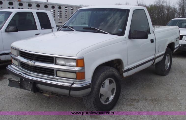 image for item 5386 1997 Chevrolet K1500 Z71 pickup truck