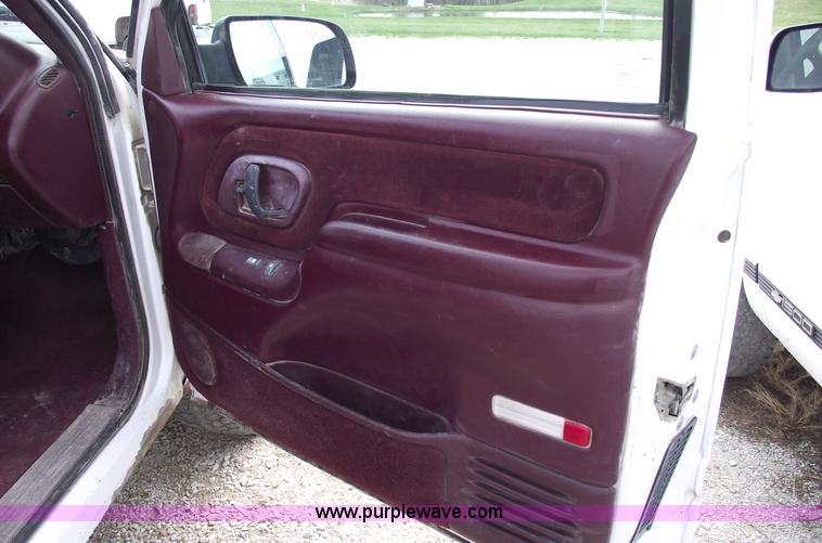 image for item 5386 1997 Chevrolet K1500 Z71 pickup truck