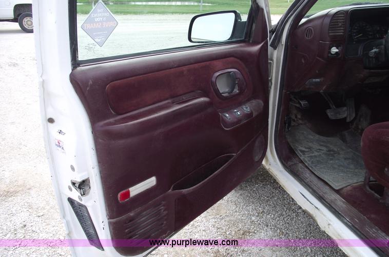 image for item 5386 1997 Chevrolet K1500 Z71 pickup truck