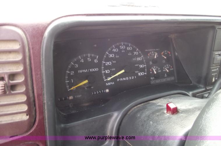 image for item 5386 1997 Chevrolet K1500 Z71 pickup truck