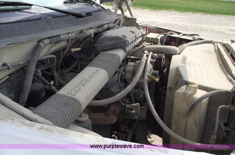 image for item 5387 2000 Dodge Ram 1500 pickup truck