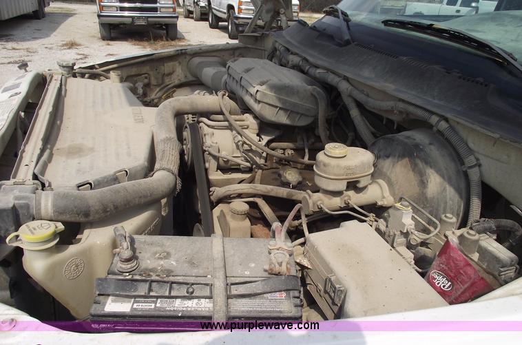 image for item 5387 2000 Dodge Ram 1500 pickup truck