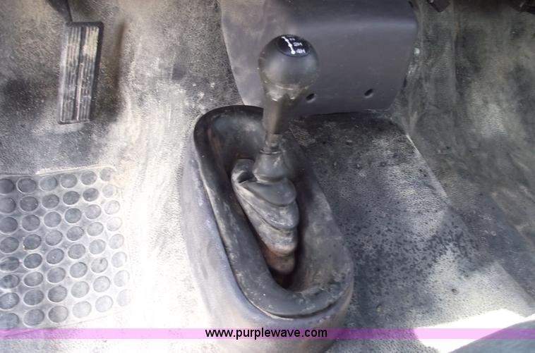 image for item 5388 1999 Dodge Ram 1500 pickup truck