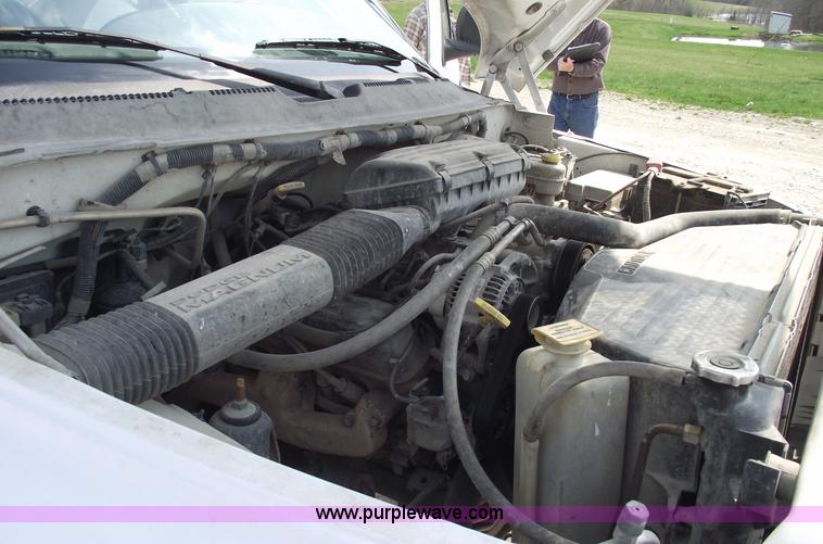 image for item 5388 1999 Dodge Ram 1500 pickup truck