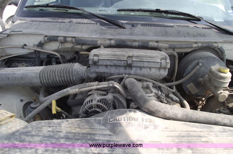 image for item 5388 1999 Dodge Ram 1500 pickup truck