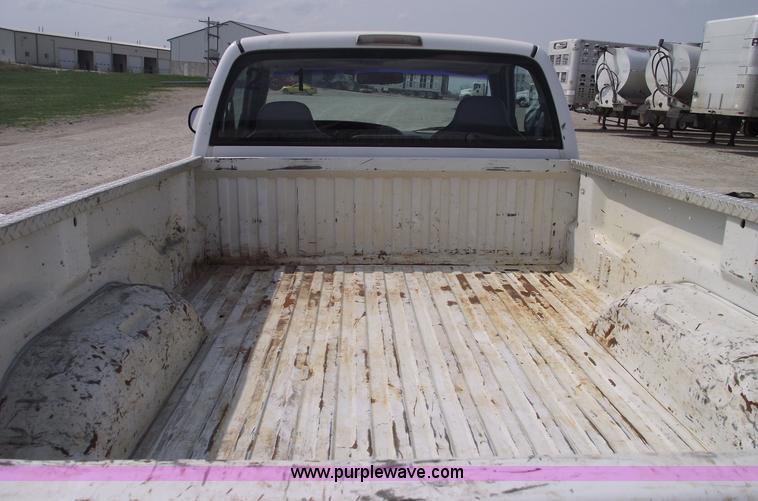 image for item 5388 1999 Dodge Ram 1500 pickup truck