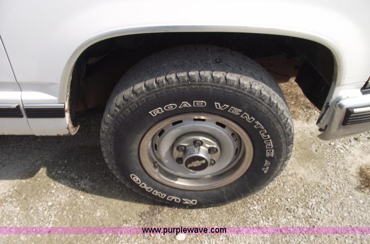 image for item 5389 1998 Chevrolet K1500 extended cab pickup truck