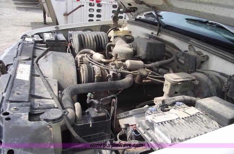 image for item 5389 1998 Chevrolet K1500 extended cab pickup truck