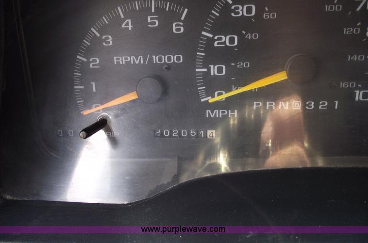 image for item 5389 1998 Chevrolet K1500 extended cab pickup truck