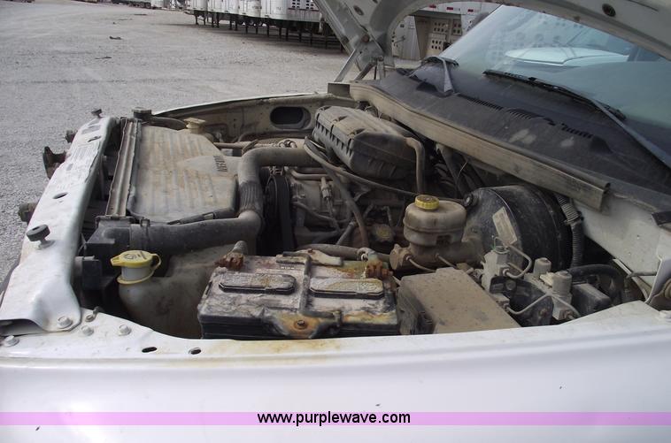 image for item 5425 1999 Dodge Ram 1500 pickup truck