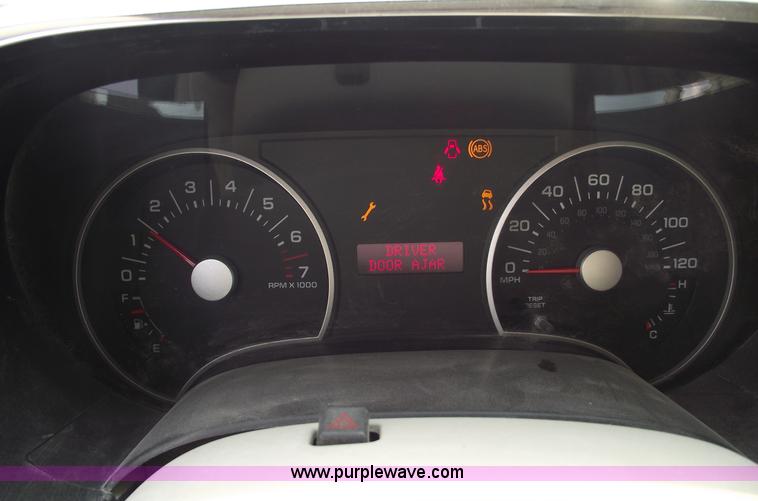 image for item 5426 2006 Ford Explorer XLT SUV