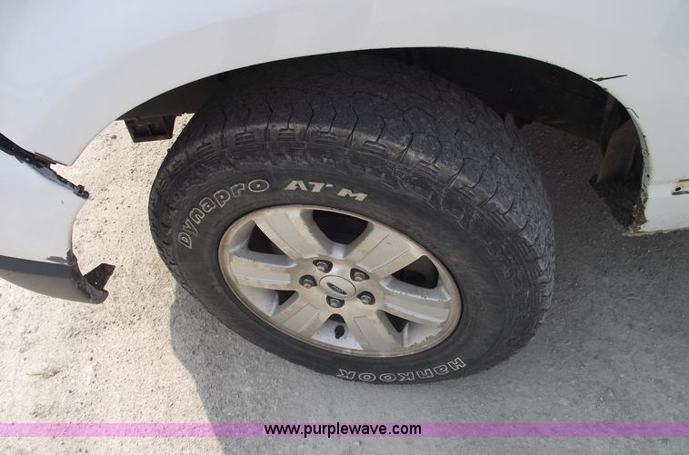 image for item 5426 2006 Ford Explorer XLT SUV