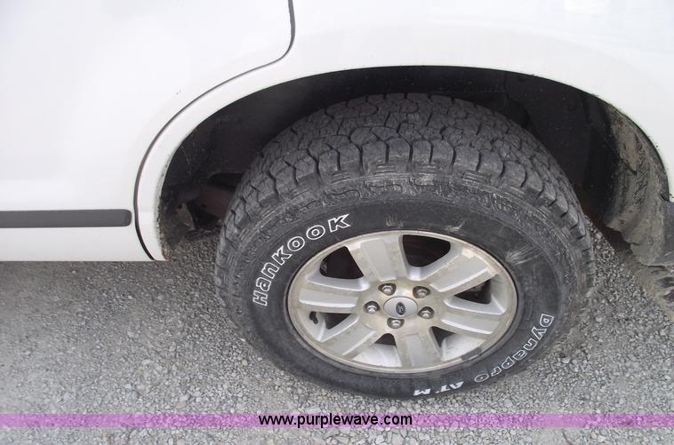 image for item 5426 2006 Ford Explorer XLT SUV