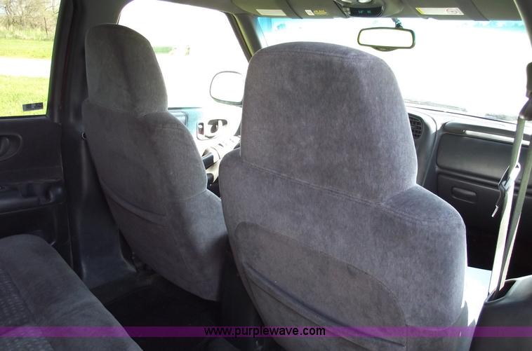 image for item 5438 1998 Chevrolet Blazer LS SUV