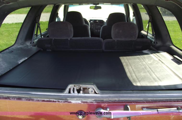 image for item 5438 1998 Chevrolet Blazer LS SUV