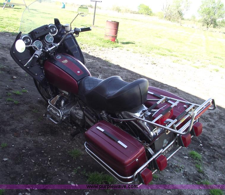 image for item 5498 1976 Honda Goldwing GL1000 motorcycle