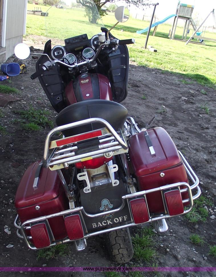 image for item 5498 1976 Honda Goldwing GL1000 motorcycle