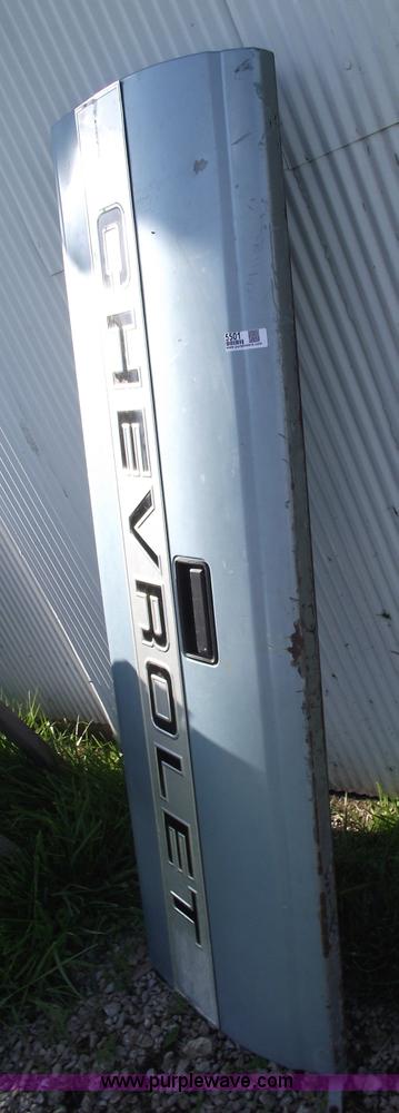 image for item 5501 Late 80's to early 90's Chevrolet tailgate