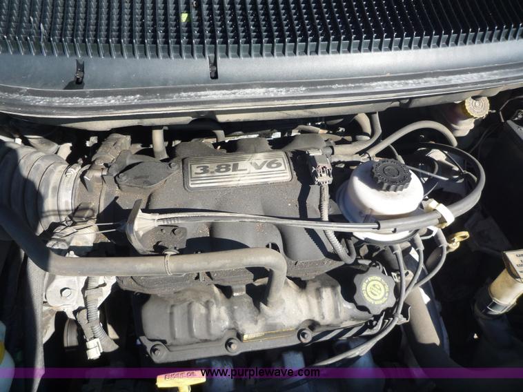 image for item 5612 2002 Chrysler Town & Country EX mini van