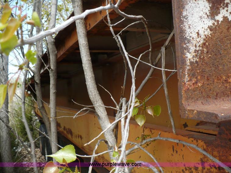 image for item 5860 30'L x 10'W truck scales