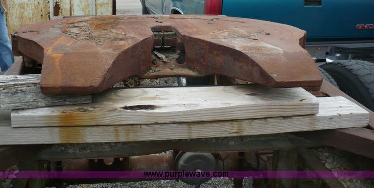 image for item 5872 Tandem axle dolly