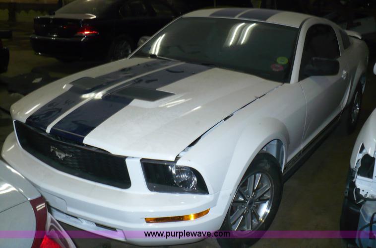 image for item 5877 2008 Ford Mustang Shelby GT500 body