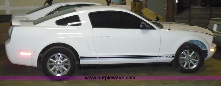 image for item 5877 2008 Ford Mustang Shelby GT500 body