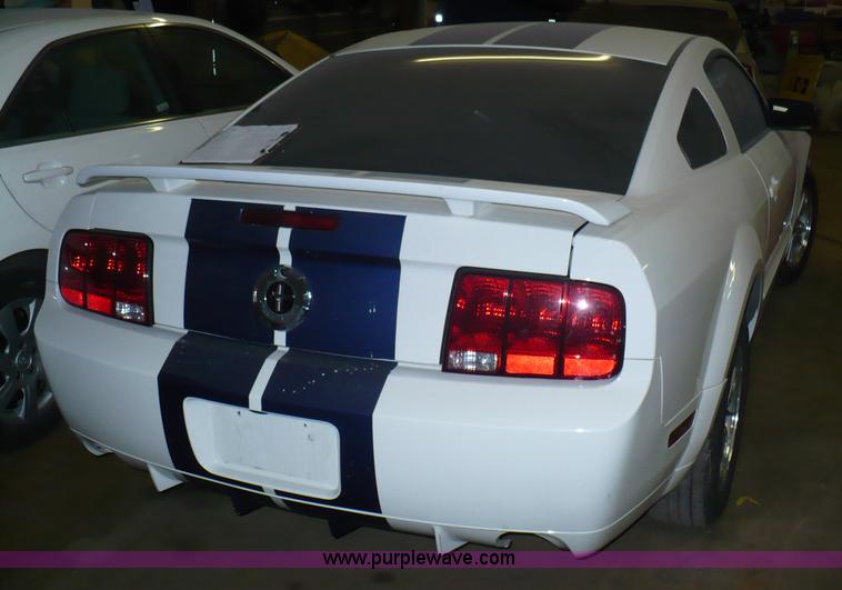 image for item 5877 2008 Ford Mustang Shelby GT500 body