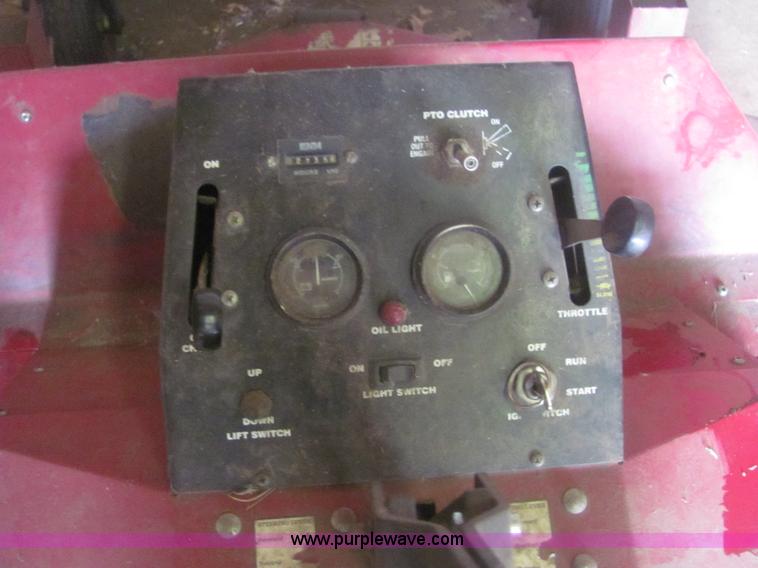 image for item 6930 Zipper TS20 zero turn mower